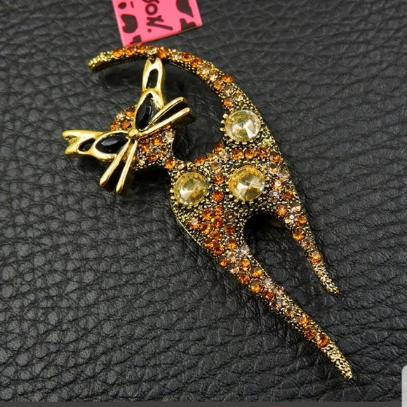 BJ Jewelry - New-BJ, Crystal, Cat, Yellow/Brown, Brooch Pin